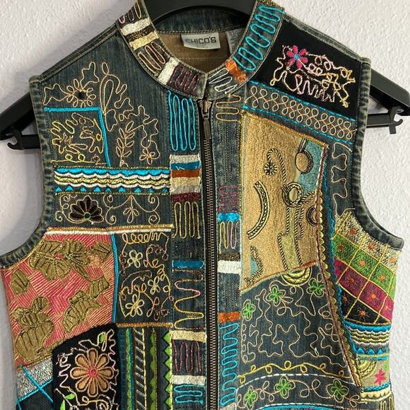 Chico Women Embroidered Embellished Denim Vest Size 0 - Picture 3 of 10